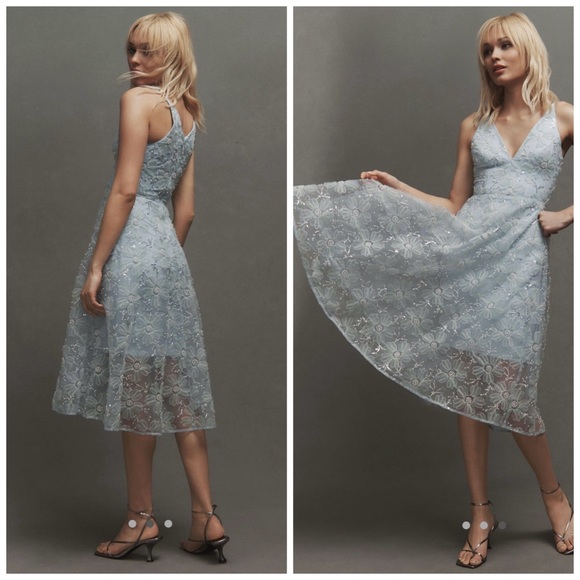 Dress the Population Dresses & Skirts - Dress The Population Audrey Sleeveless Lace Overlay Midi Dress Blue Tulle Sz L‎
